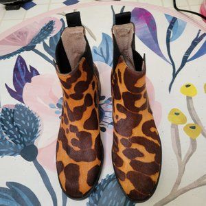 NWOT- Louise et Cie Leopard Cow Hide Chelsea Boots